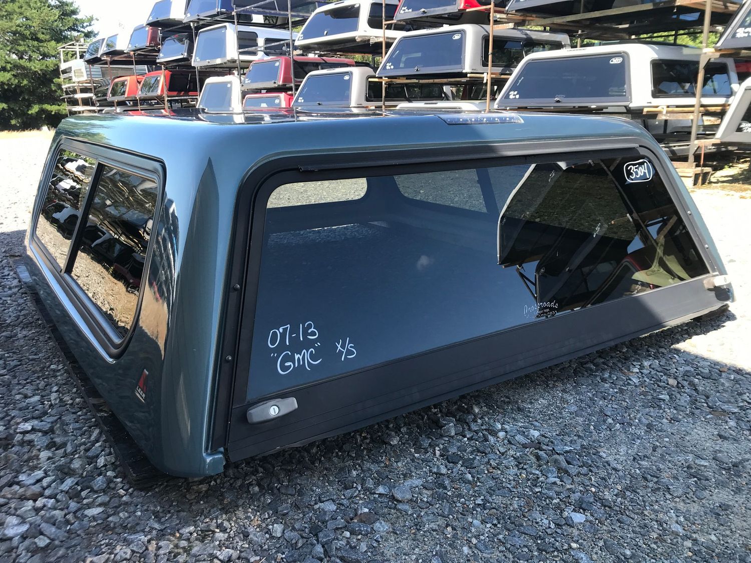 2007-2013 GMC Sierra, 5.6' bed, Leer 100R (Used)