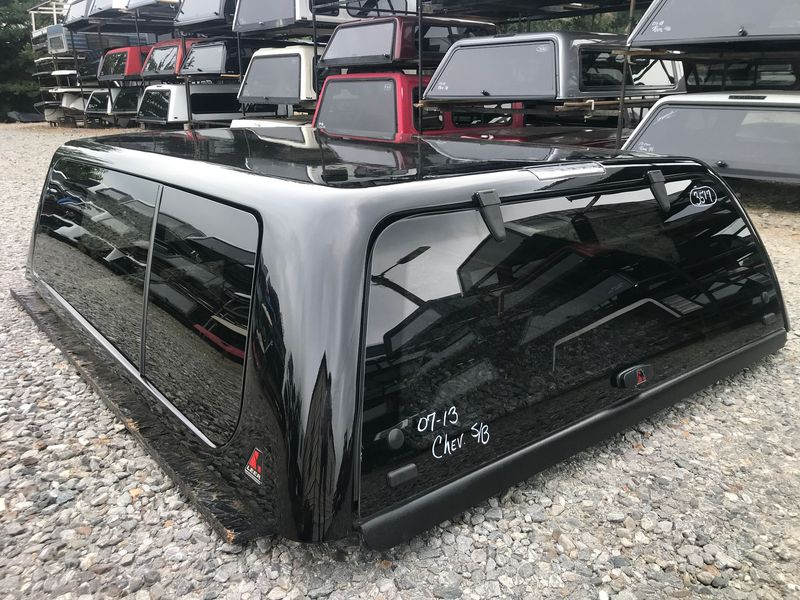2007-2013 Chevrolet Silverado, 6.5' bed, Leer 100XL (Used)