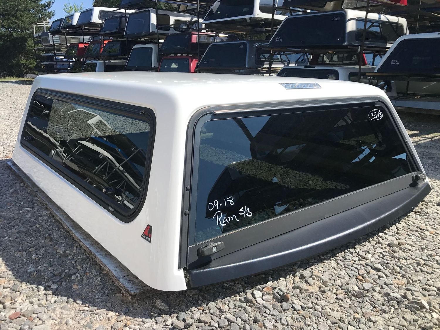2009-2018 Ram, 6.4' bed, Leer 100R (Used)