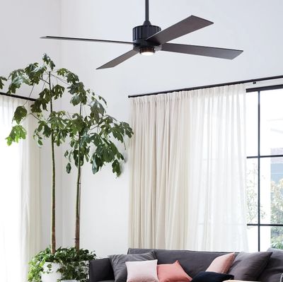 Moderne Deckenventilatoren mit Licht