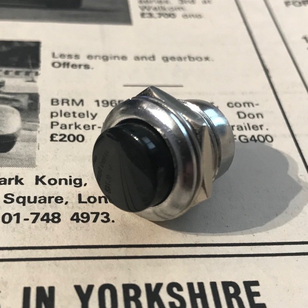 Classic car washer pump electric push button - conversion from Lucas GWW102 Classic car washer pump electric push button - conversion from Lucas GWW102