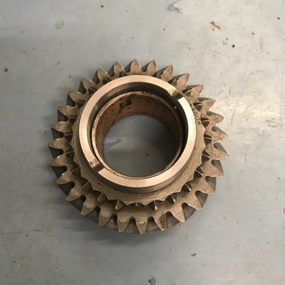 Volvo M40 2nd Gear 28 Tooth (used) 380174