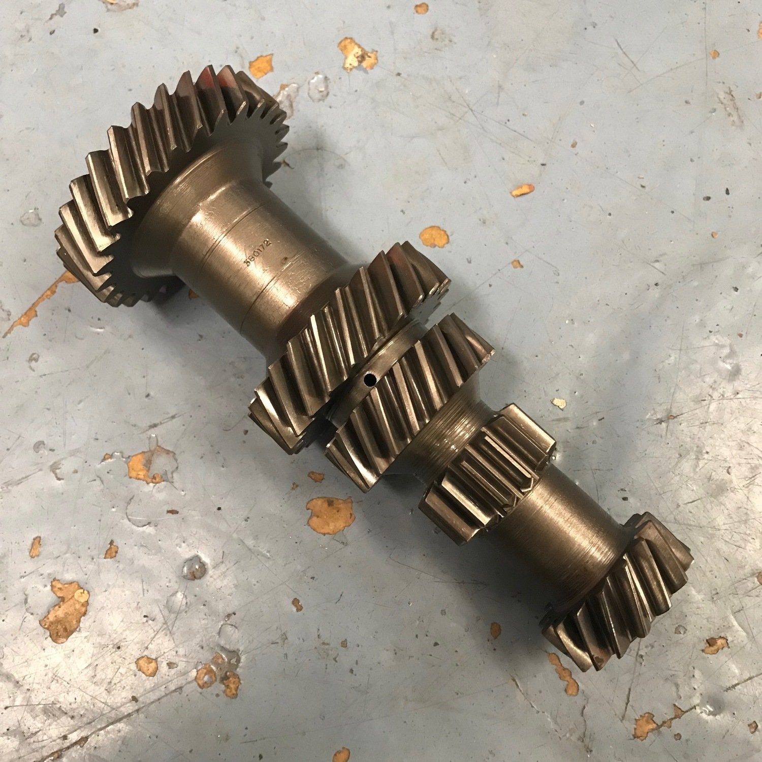 Volvo M40 Laygear Cluster (used) 380172