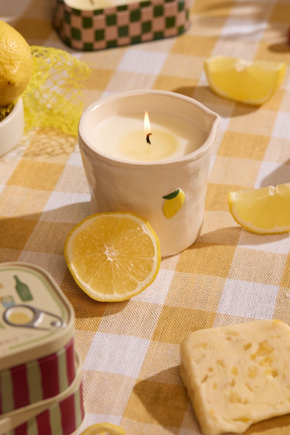 Meyer Lemon Soy wax ceramic candle 226gr, Bistro Lemon