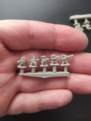 Pathfinder Team 6 mm / Epic-scale. 30 miniatures