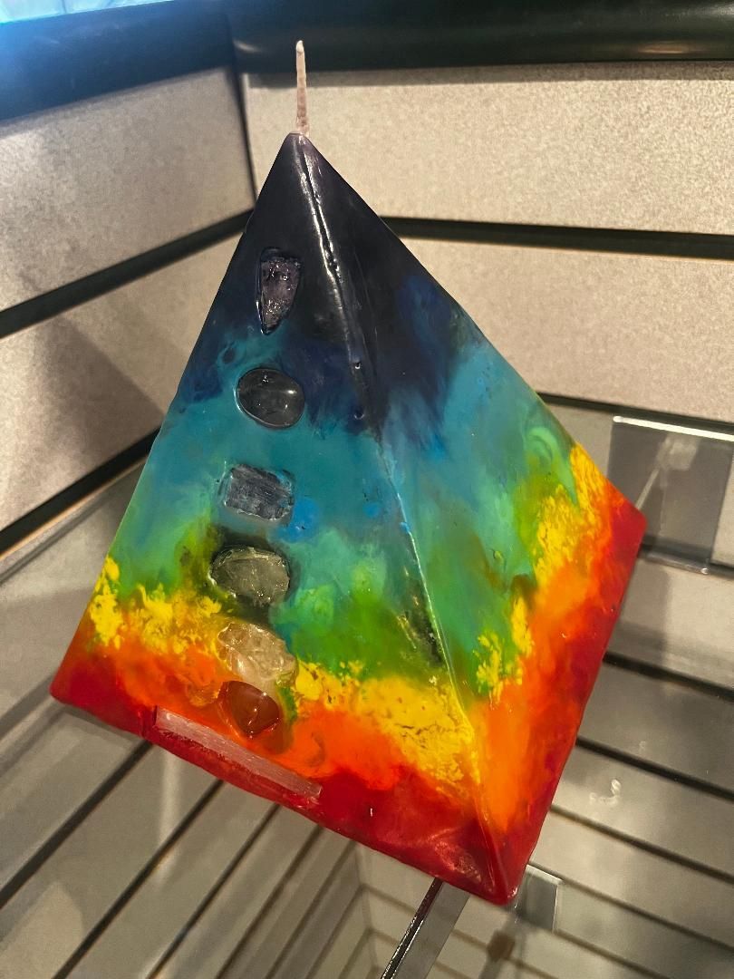 Candle Spiritual, Style: Pyramid Chakra Rainbow