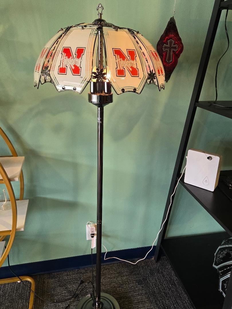 Touch Lamp Husker Floor Lamp  8 Panel