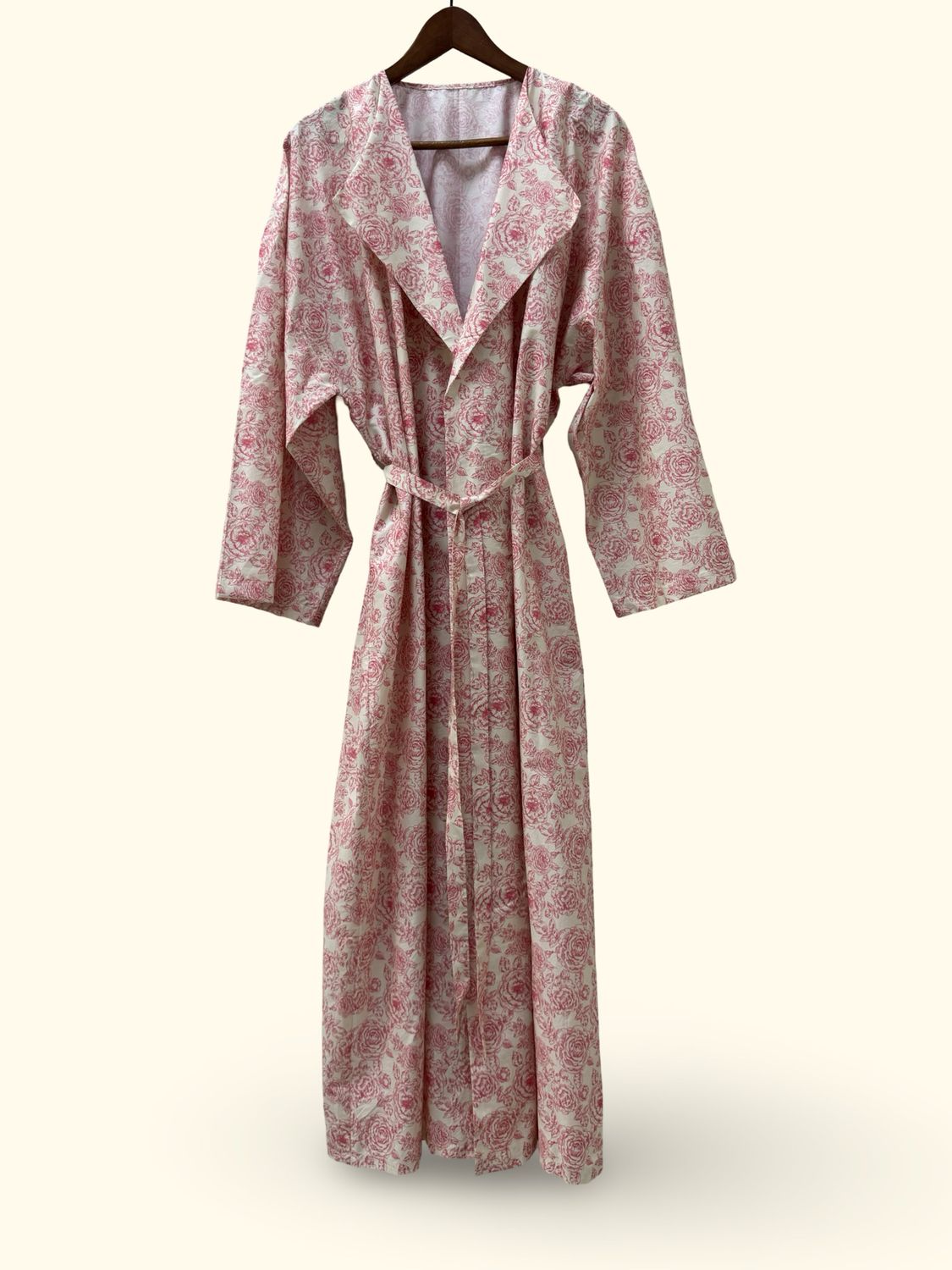 Two piece: Robe &amp; Dress قطعتين: روب مع فستان داخلي