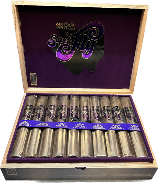Super Fly Maduro by Oscar Valladares Gordo