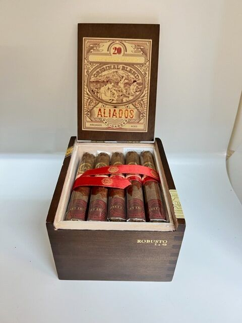 Aliados Robusto Aliados Robusto