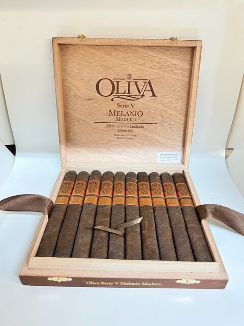 Serie V Melanio Maduro Churchill Serie V Melanio Maduro Churchill