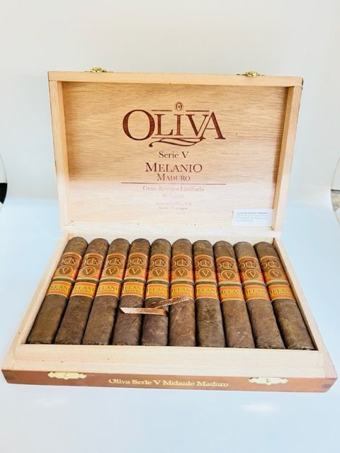 Serie V Melanio Maduro Robusto Serie V Melanio Maduro Robusto