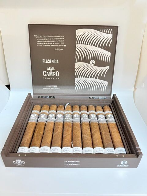 Plasencia Alma Del Campo Travesia Boxed Pressed Plasencia Alma Del Campo Travesia Boxed Pressed