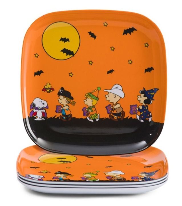 Set of 4 Peanuts Plates