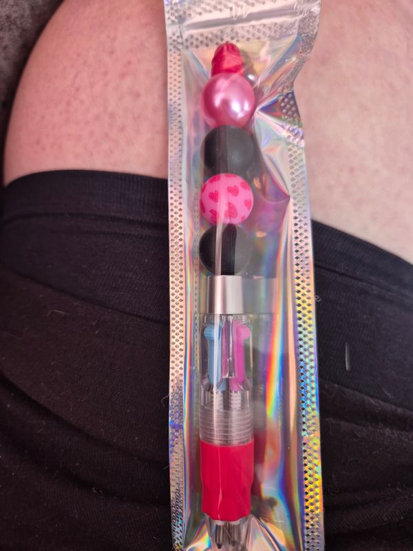 Multi colour pens