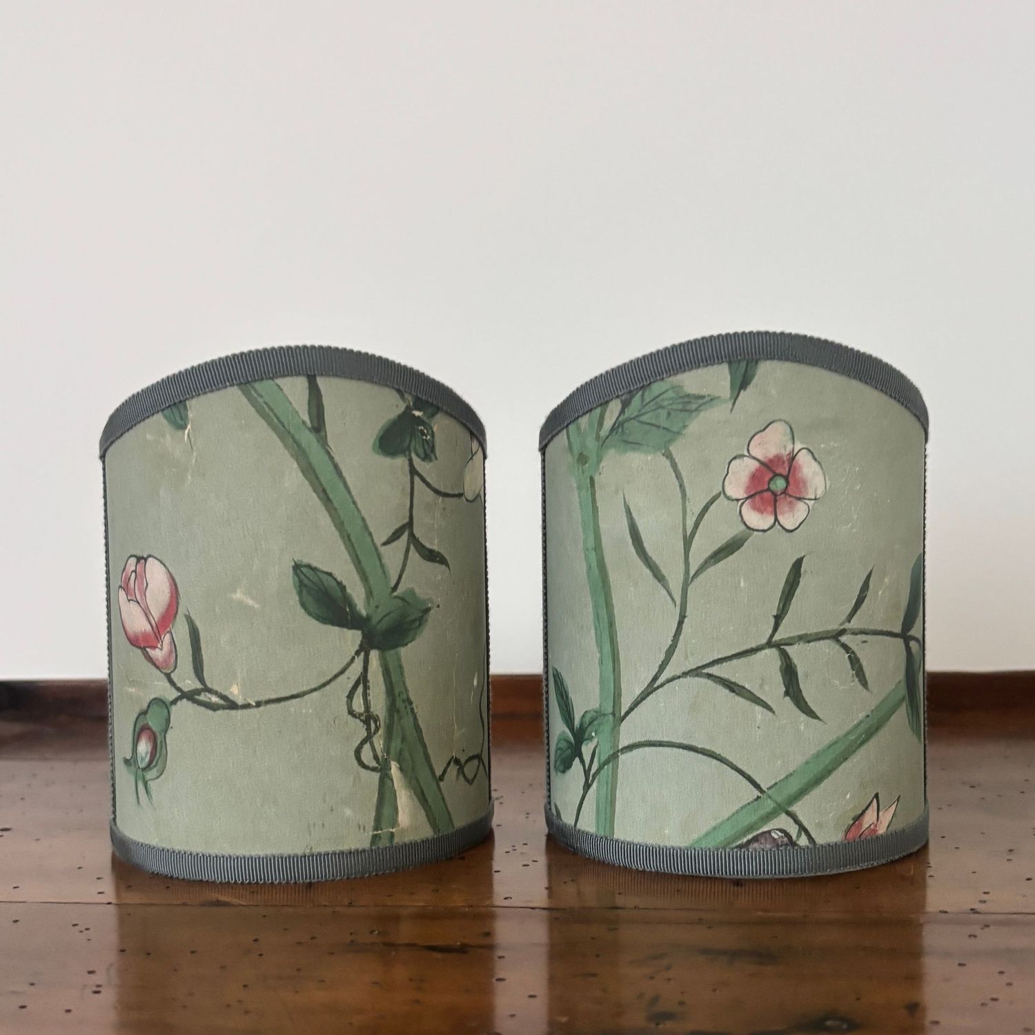 Abat-jour applique en tissu Pierre Frey
