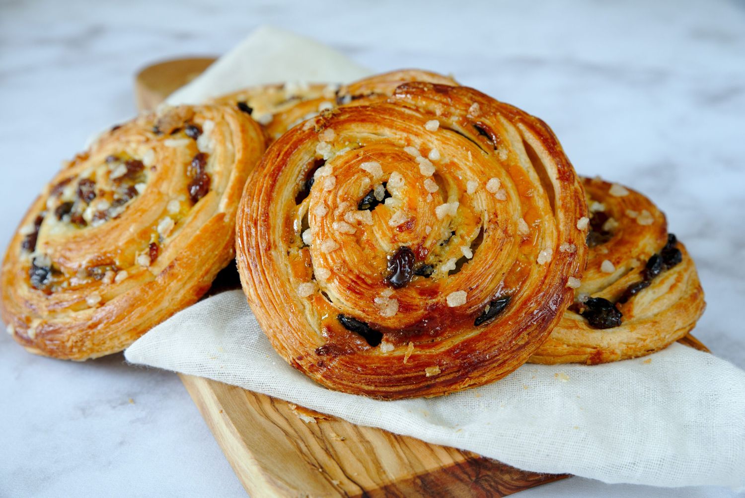 PAIN AU RAISINS