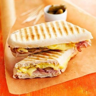 PANINI JAMBON FROMAGE