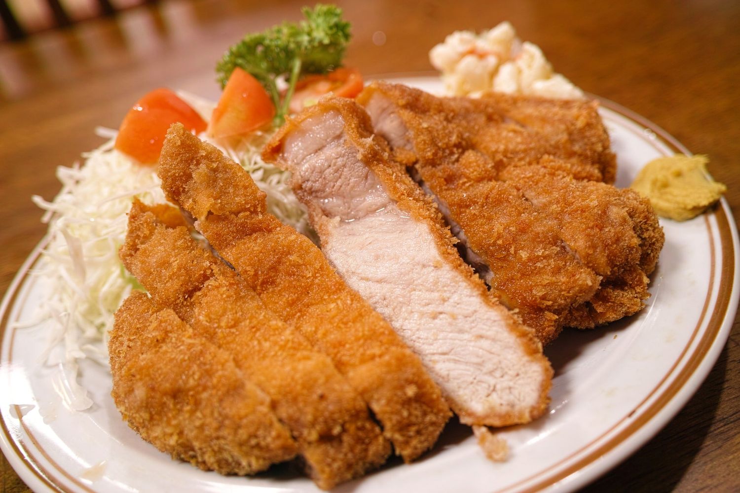 ESCALOPE DE POULET PANÉE