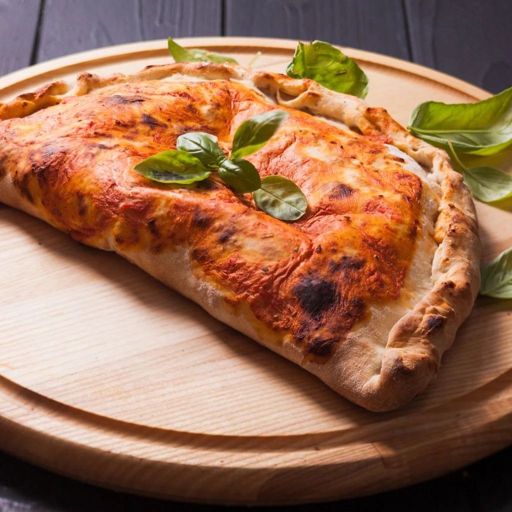 PIZZA CALZONE
