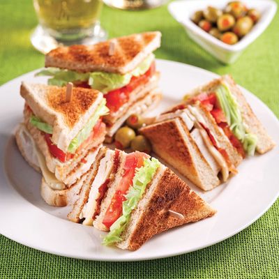 CLUB SANDWICH AU POULET