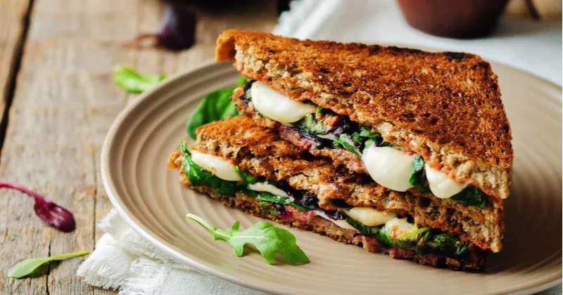 CLUB SANDWICH STEAK
