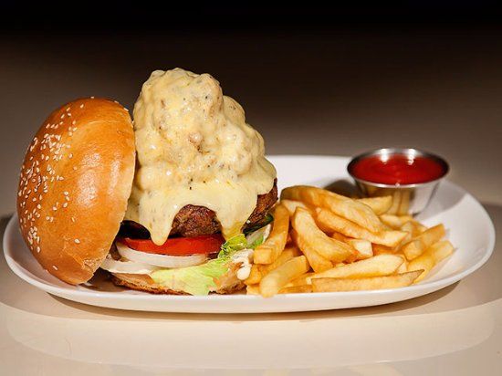 BURGER PHILADELPHIA