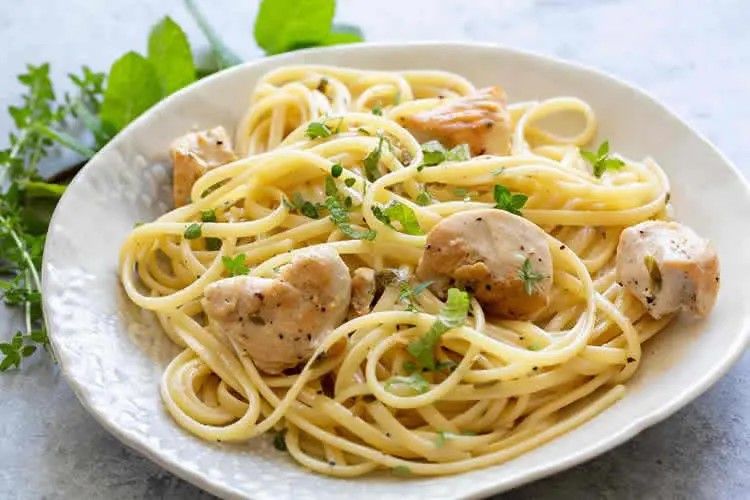 SPAGUETTI POULET