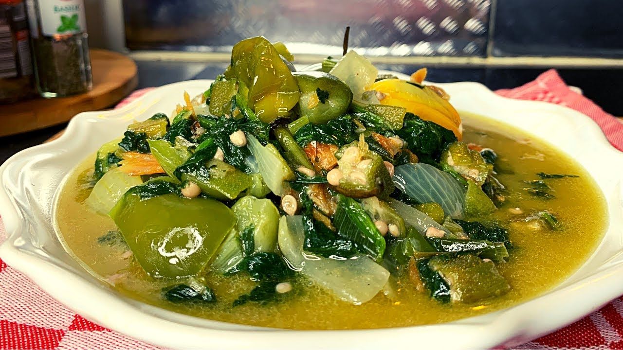 BOUILLON (POISSON FUMÉ, SALÉ, ÉPINARD, GOMBO)