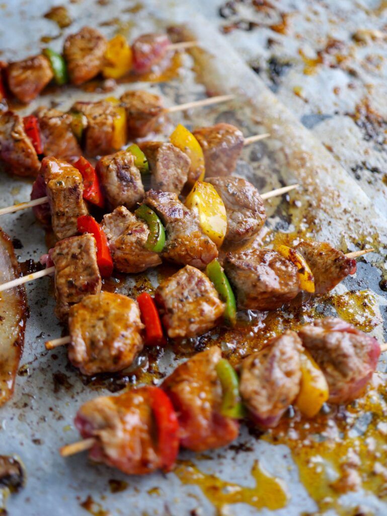 PLANCHE MIXTE (MINI BROCHETTE DE VIANDE, DE POULET)