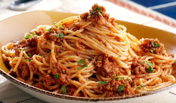SPAGHETTI BOLOGNAISE