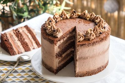 GATEAU D&#39;ANNIVERSAIRE AU CHOCOLAT