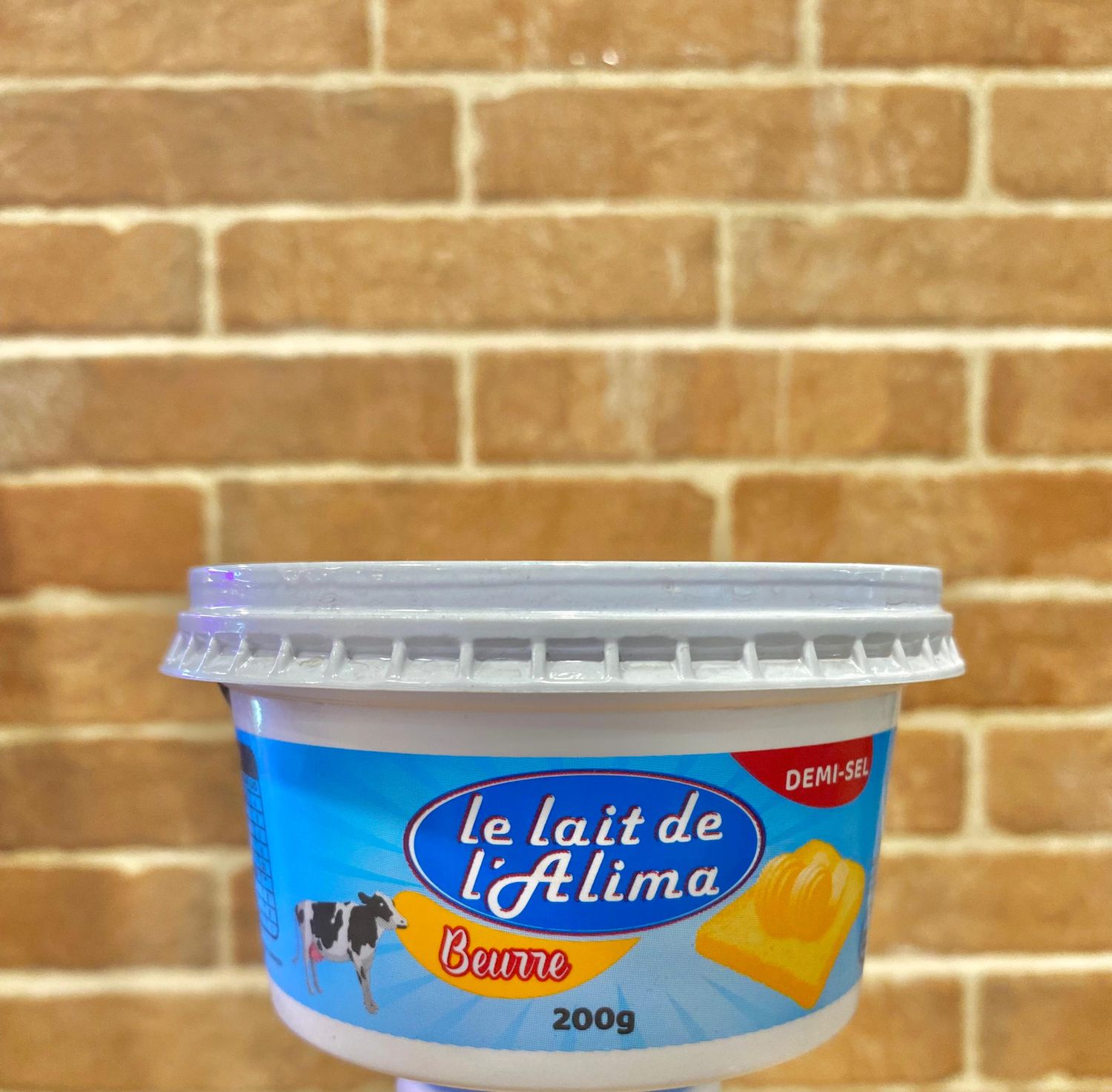 BEURRE LE LAIT DE L&#39;ALIMA DEMI-SEL