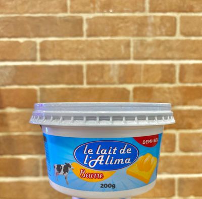 BEURRE LE LAIT DE L&#39;ALIMA DEMI-SEL