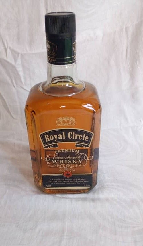 ROYAL CIRCLE