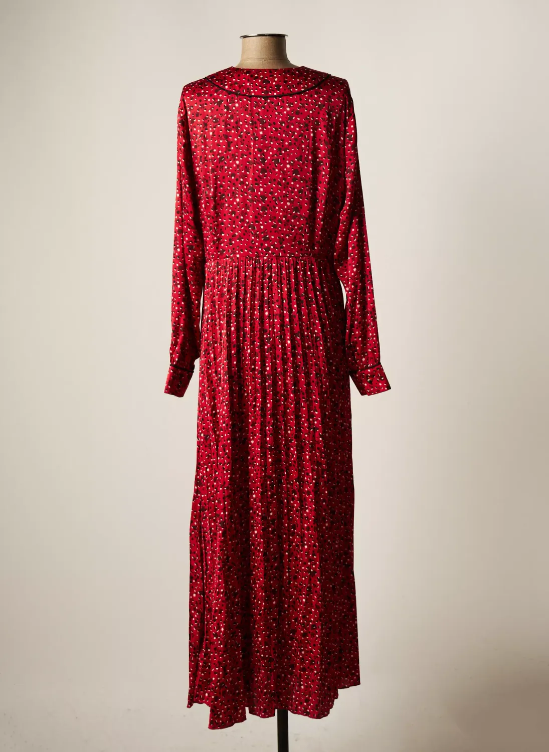 ROBE LEGER