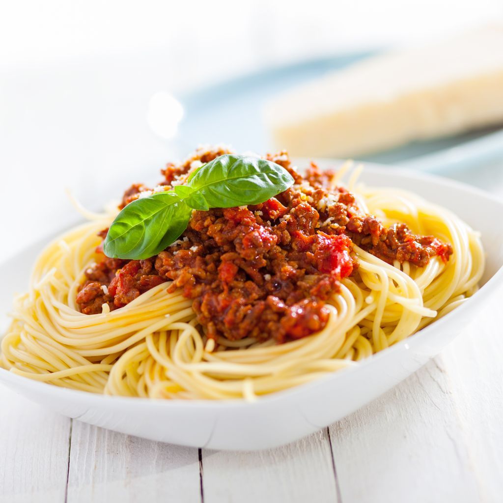 SPAGHETTI BOLOGNAISE