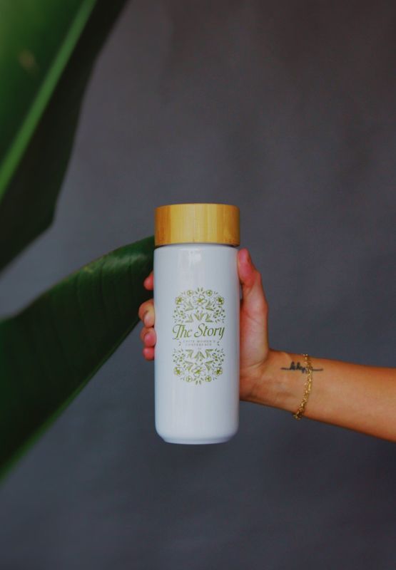 The Story: Stoneware Tumbler with Bamboo Lid