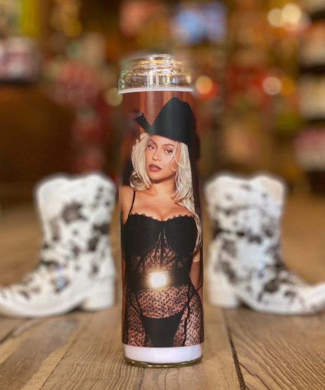 Beyoncé Black Lace Saint Candle