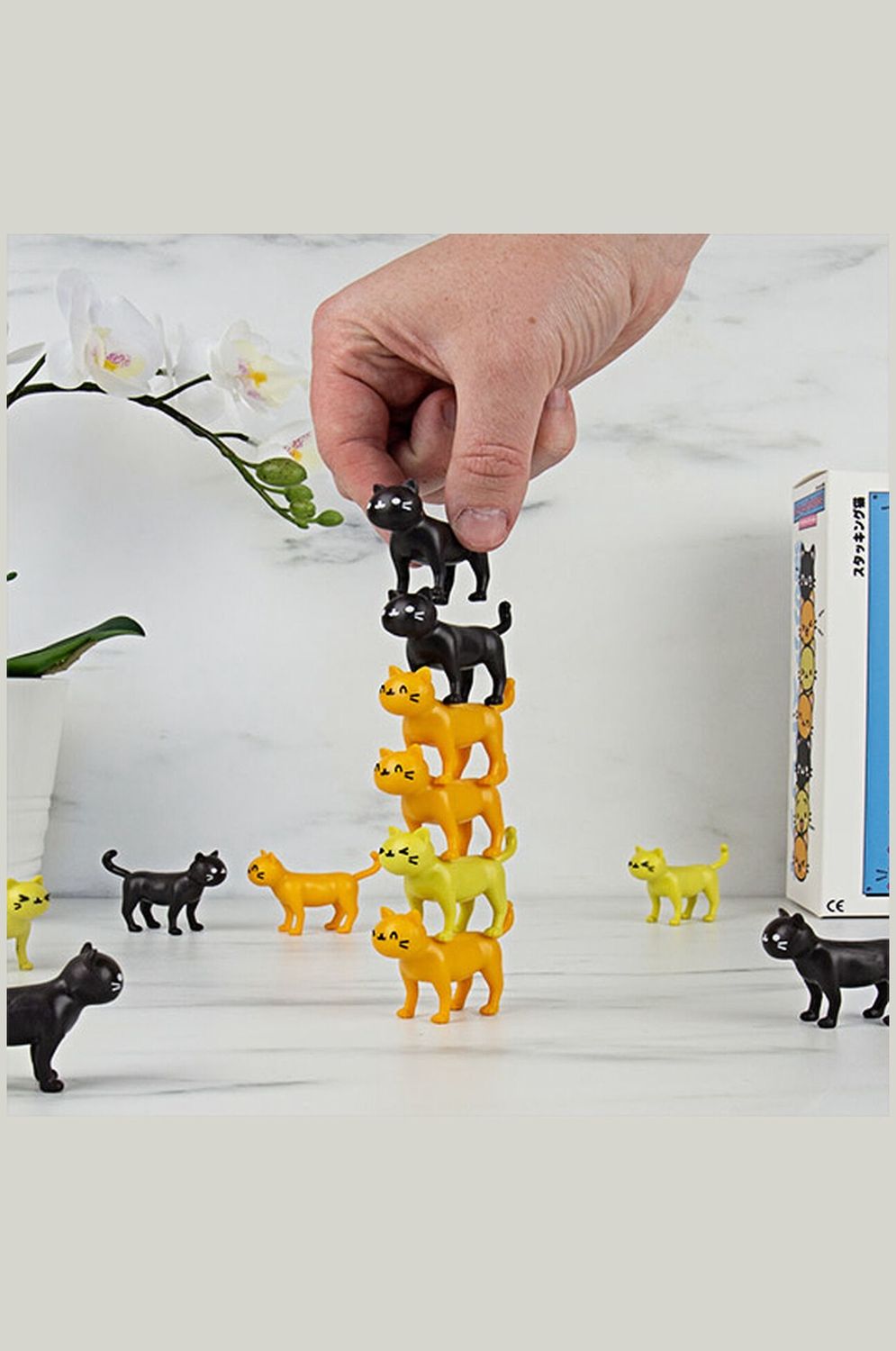 Catastrophe Stacking Cats Game