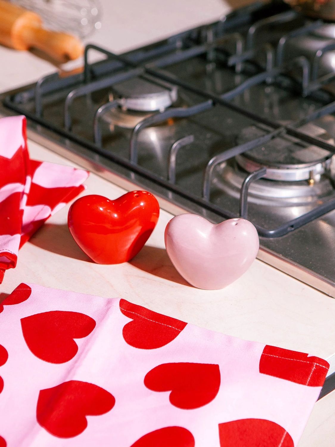 Love Hearts Salt And Pepper Shaker Set