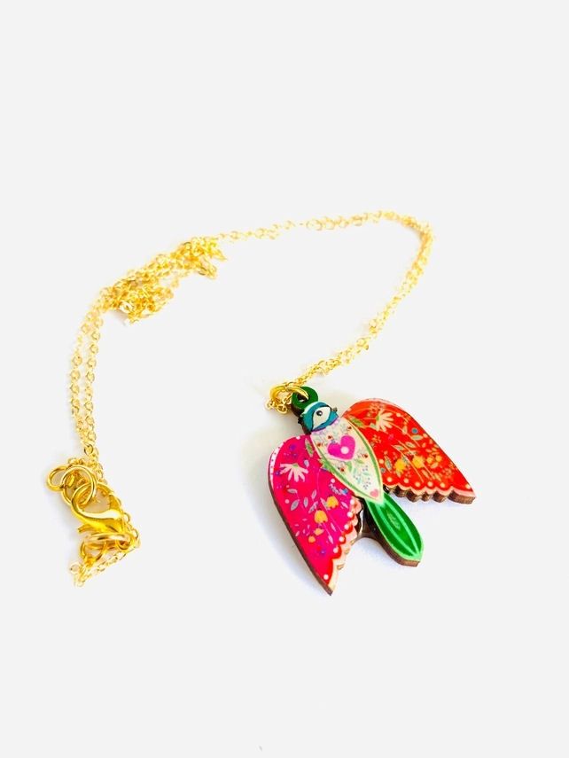 Pretty Bird In Flight Necklace