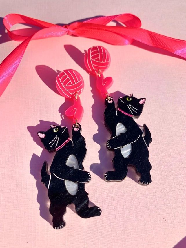 You’ve Got To Be Kitten Me Cat With Yarn Earrings
