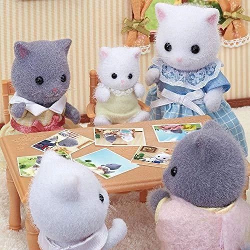 Calico Critters Persian Cat Family