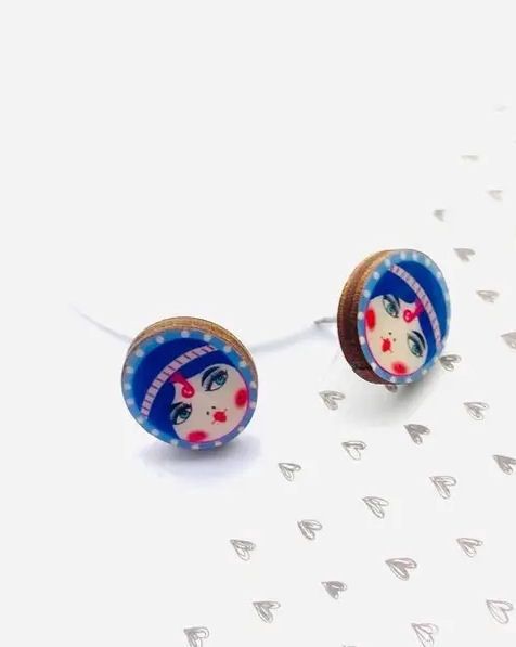 Kissy Face Retro Stud Earrings