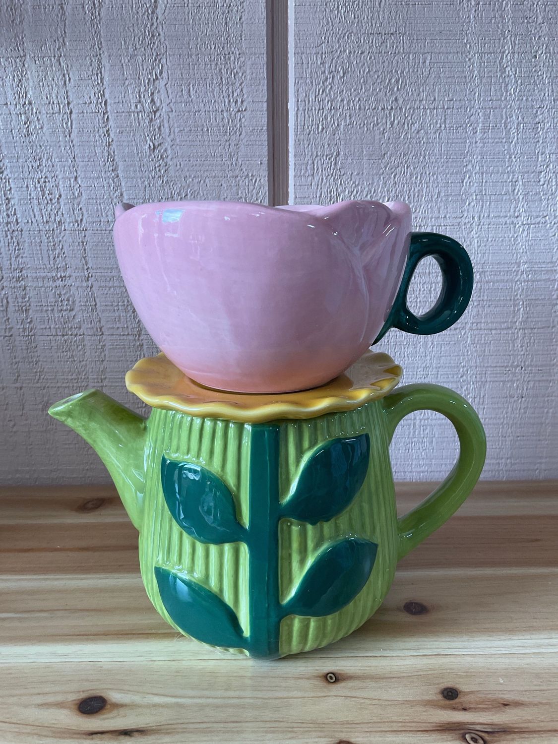 Ceramic Teapot With Rose Shaped Mug And Saucer