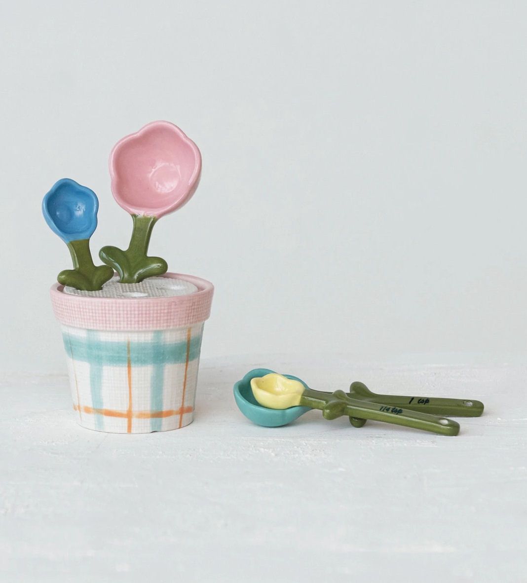 Ceramic Flower Measuring Spoons In Holder