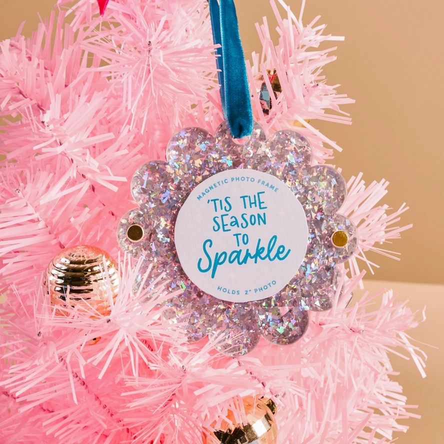 Scalloped Round Silver Glitter Picture Frame Ornament