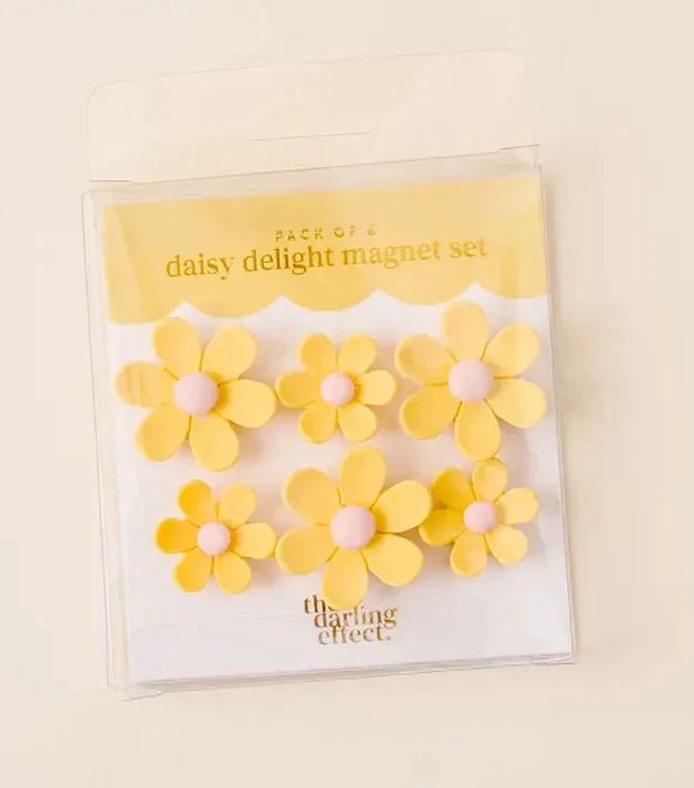 Daisy Delight Yellow Magnet Set
