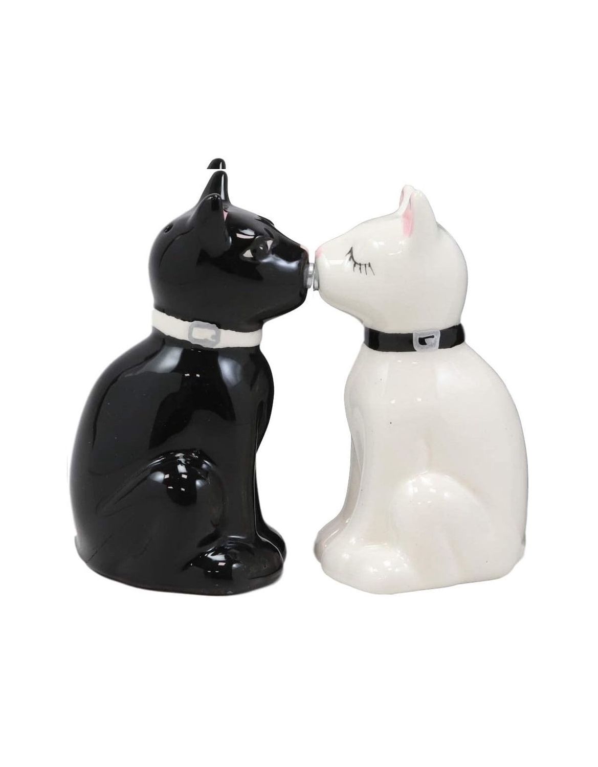 Feline Spicy Cats Kissing Salt And Pepper Shaker Set